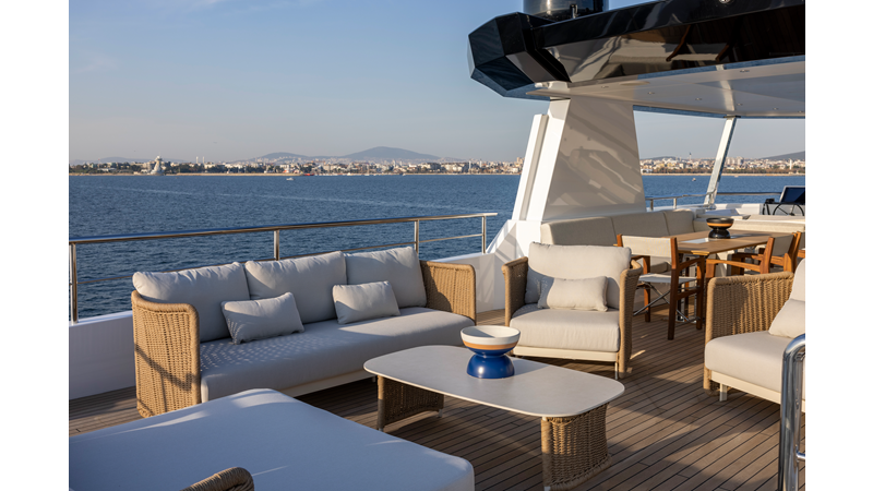 BEE EXPLORER - Yacht for sale