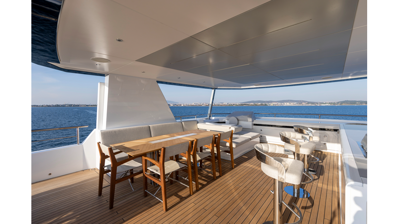 BEE EXPLORER - Yacht for sale