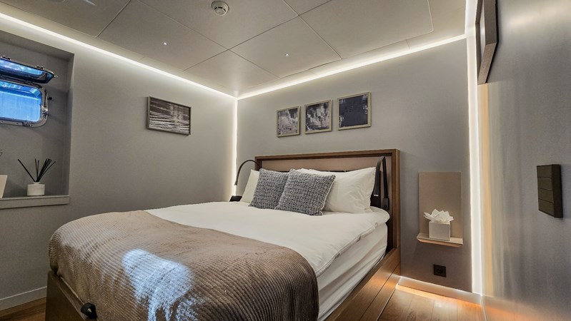 41 MMGI 44M Superyacht for Sale VIP cabin