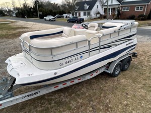 21' Bennington 2007 Southwind 2010 L 2 