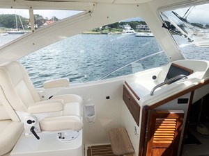 BONNE FETE 10 Passenger Seat