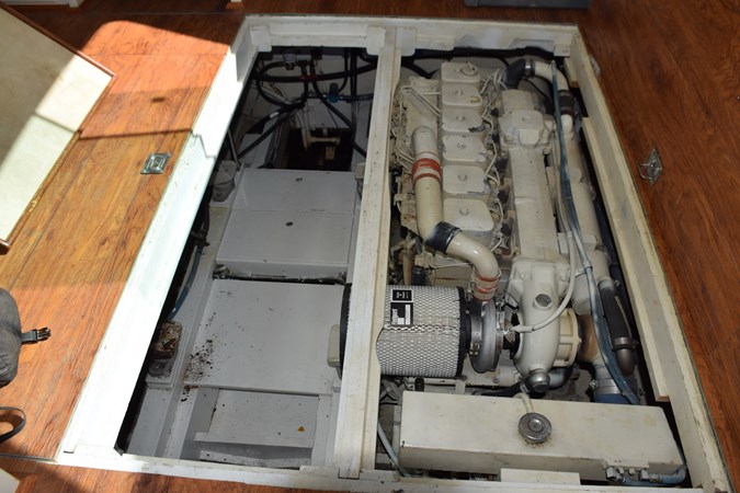 Cummins 210hp 5.9 BT new in '90