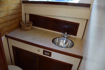 EAGLES NEST  30 Head vanity countertop with stainless sink