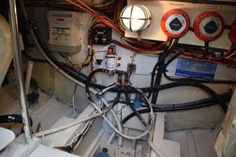 EAGLES NEST  61 Battery switches and New Battery Charger