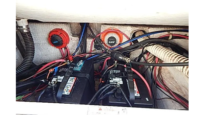 2003 World Cat 270 EC 28 