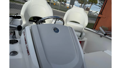 2021 Boston Whaler 160 Super Sport 7 