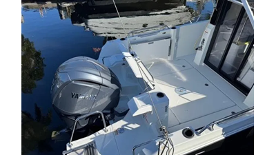 2022 Jeanneau NC 795 Sport 6 