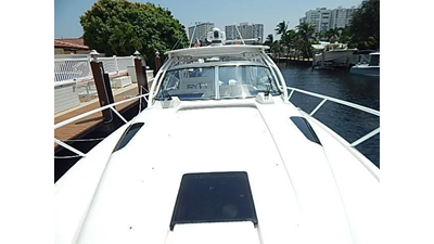 2009 Intrepid 430 Sport Yacht 5 