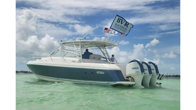 2009 Intrepid 430 Sport Yacht 34 