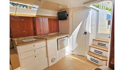 2009 Intrepid 430 Sport Yacht 40 