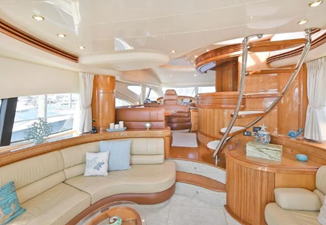 2005 Azimut 68E 28 
