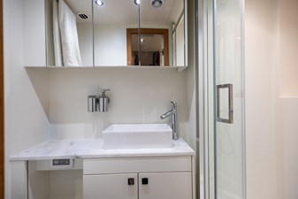 HIDEOUT 23 153A0033-HDR