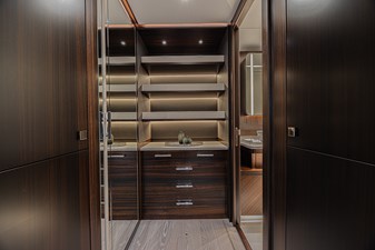 HIDEOUT 26 153A0042-HDR