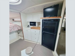 38' Cruisers 1998 3870 ESPRIT 11 