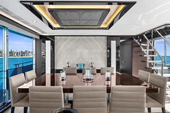 LA-LA-LA 37 Dining Room