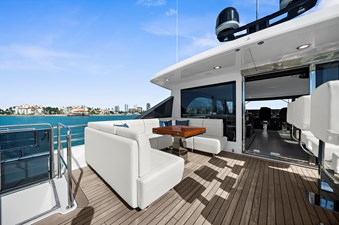 LA-LA-LA 99 Bridge Deck