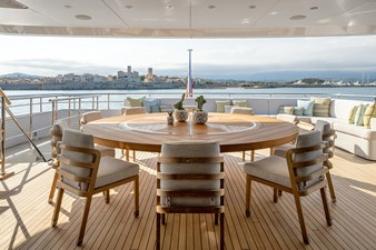 Solemates 12 Bridge deck aft... main outside dining area