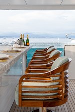 Solemates 18 Sun deck bar