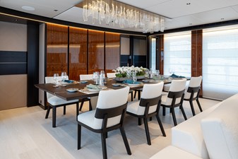 Solemates 25 Dining area