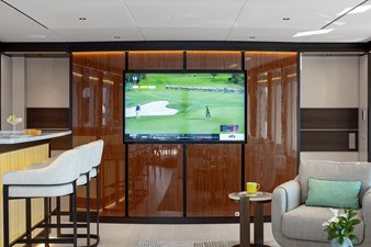 Solemates 31 Bridge deck salon