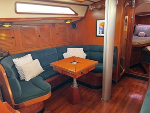 UNICORN 1 Salon Port