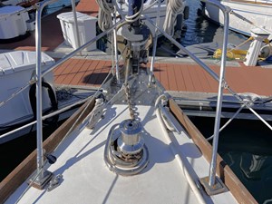 UNICORN 37 Windlass