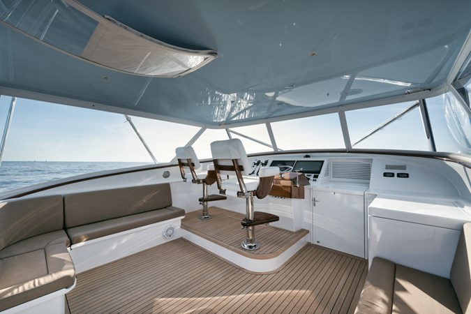 Helm-Bridge Deck Seating