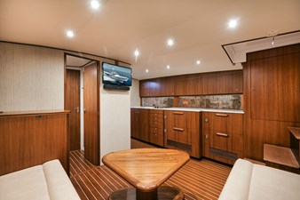 CORAL C 4 Cabin/Galley Area