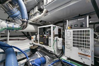 CORAL C 27 Engine Room