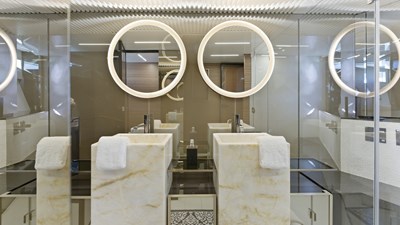 Date Night 54 2018 Ferretti 920