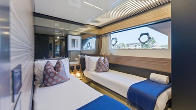 Date Night 69 2018 Ferretti 920