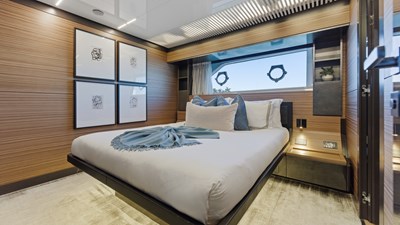 Date Night 74 2018 Ferretti 920