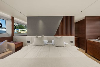 PRINCESS S72 (S72531) 63 