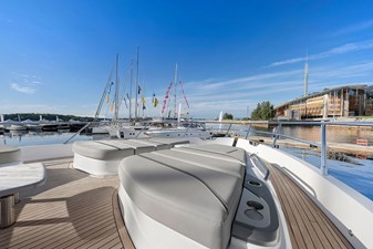 PRINCESS S72 (S72531) 89 