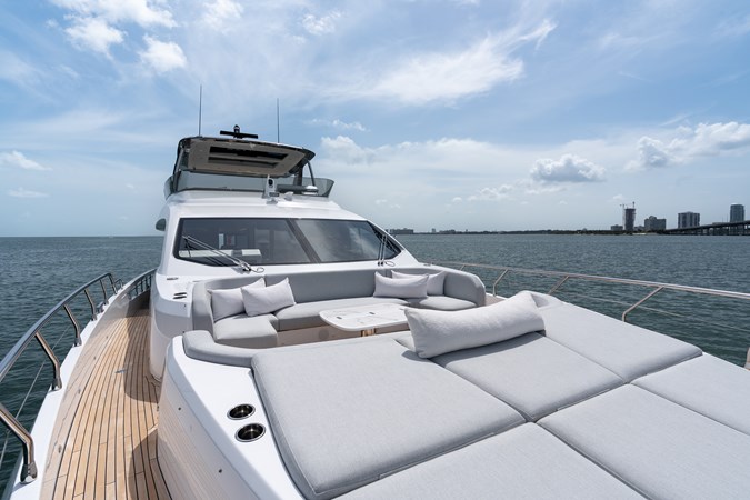 _2 Euphoria Azimut 78 Bow 5 (3)
