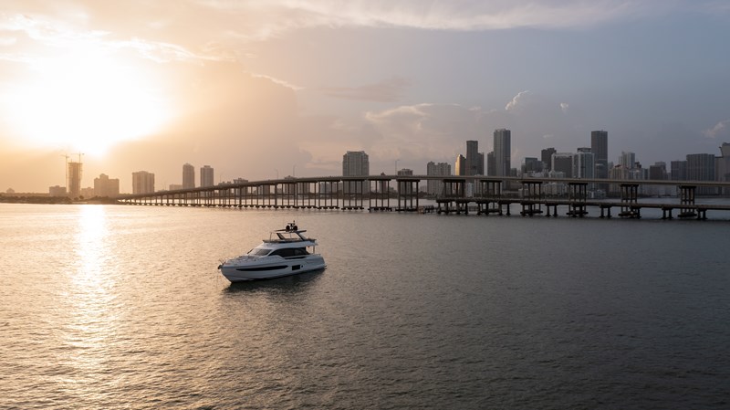 1 Euphoria Azimut 78 Drone 11 (11)