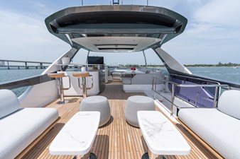 Euphoria 56 _3 Euphoria Azimut 78 Flybridge 3 (3)