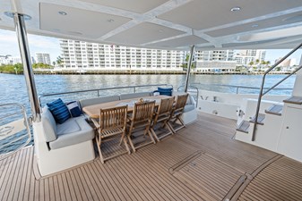 AQUA VISTA 8 
