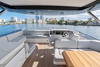 AQUA VISTA 32 