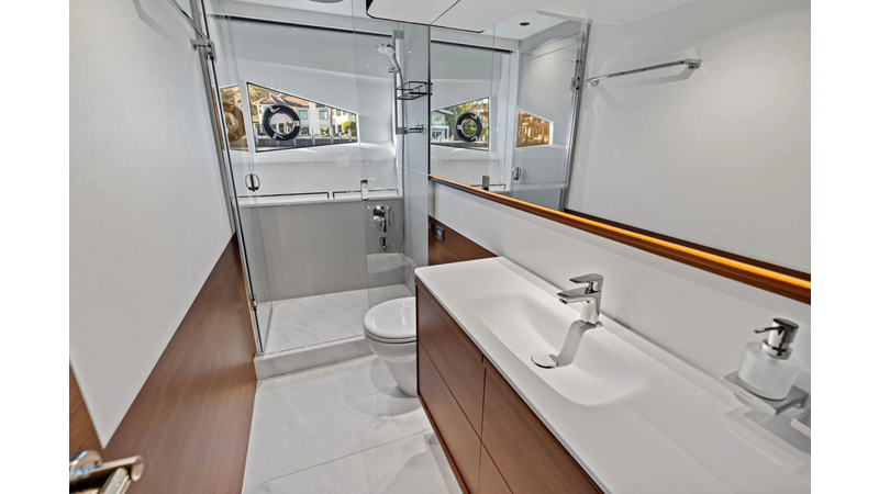 R&R - Yacht in vendita