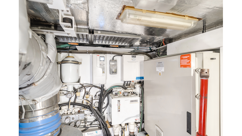 INDECENT PROPOSAL IV - Yacht zu verkaufen