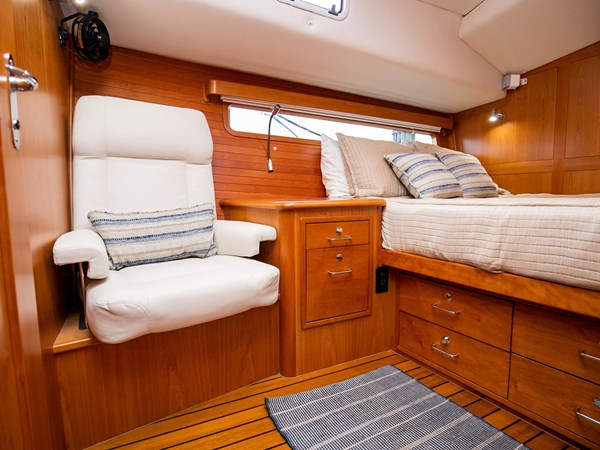 MJM 53z, Guest Cabin
