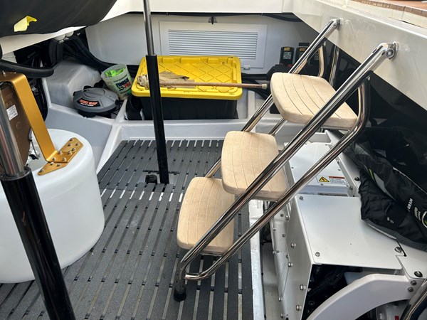 MJM 53z, Lazarette Starboard