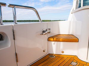 CI SEA 10 MJM 53z, Port Cockpit Entry