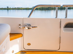 CI SEA 11 MJM 53z, Starboard Cockpit Entry