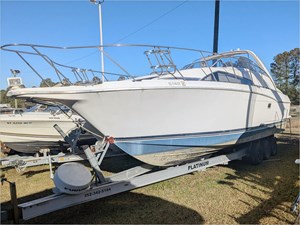 32' Bayliner 1997 3255 1 