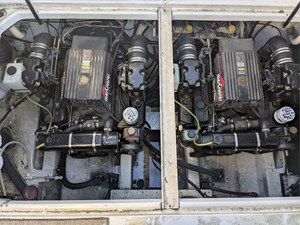 32' Bayliner 1997 3255 9 