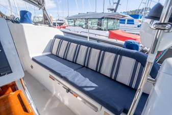 RESOLUTE 29 Cockpit Stbd