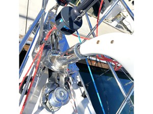 RESOLUTE 41 Windlass