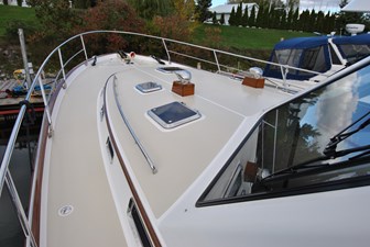 ALIZE V 26 Port Side Deck